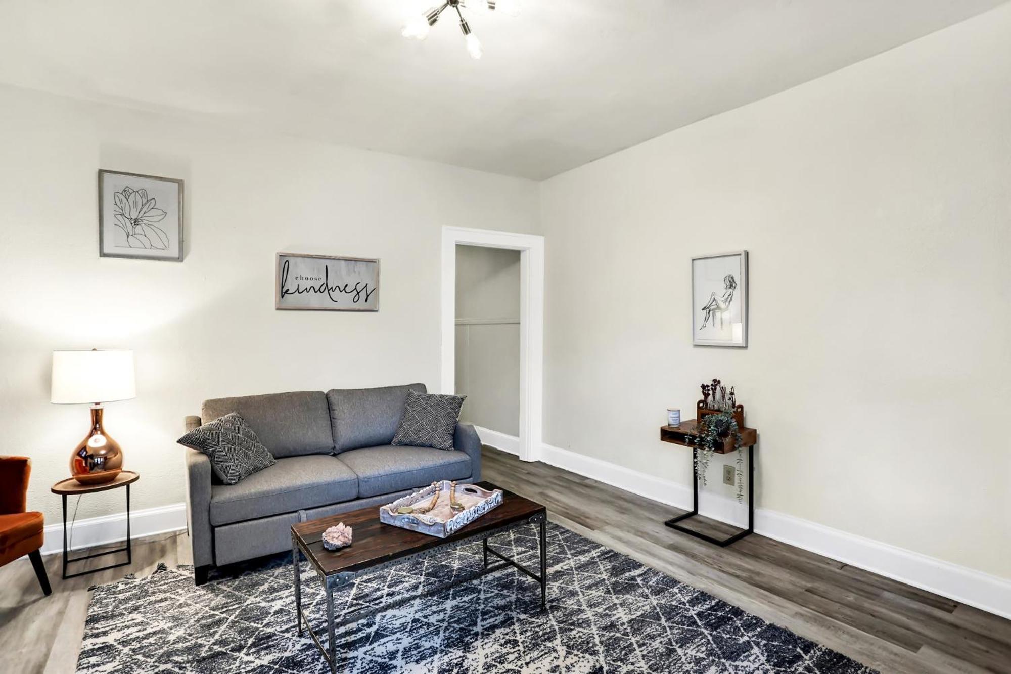 Stylish Urban Flat. Quiet Area Close To Bottleworks/ Downtown Apartment Indianapolis Luaran gambar